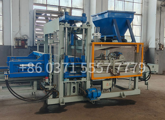 Automatic-Block-Making-Machine—QT7-08